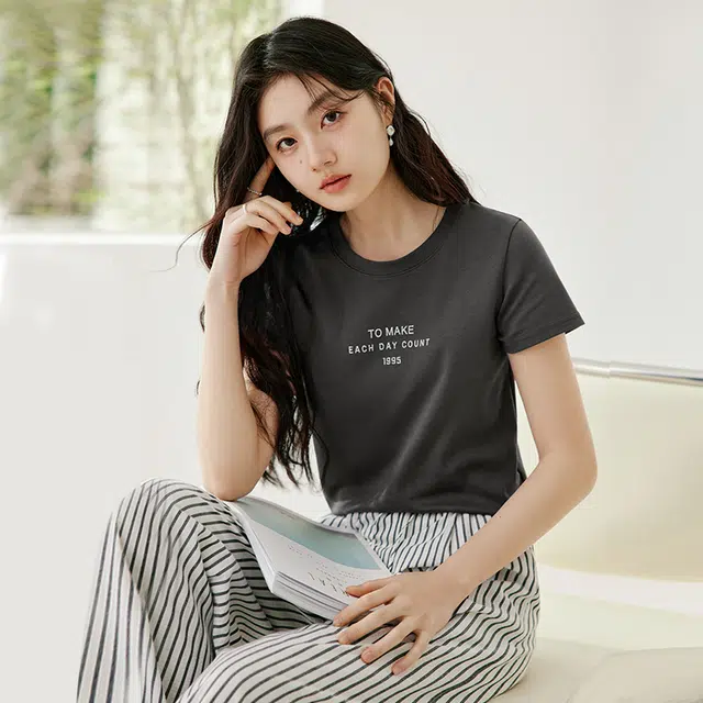 XIANGYING T