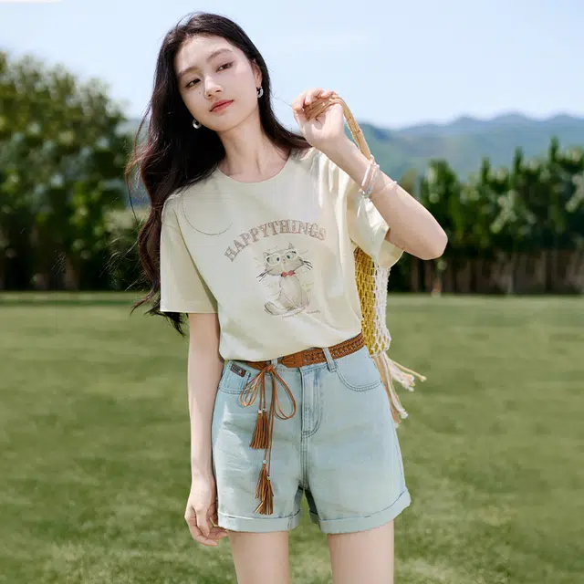 XIANGYING T