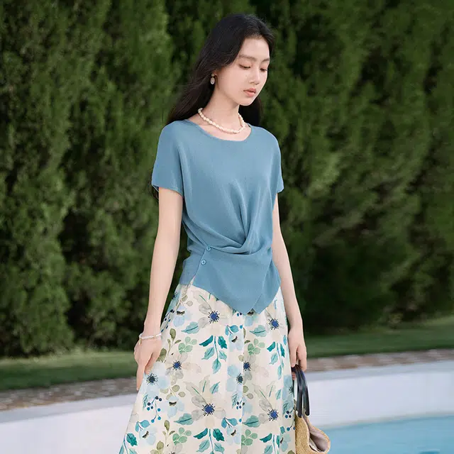 XIANGYING T