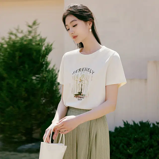 XIANGYING T