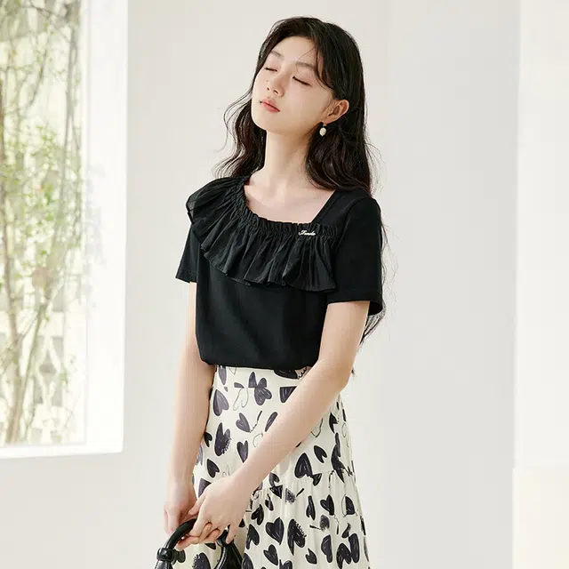XIANGYING T
