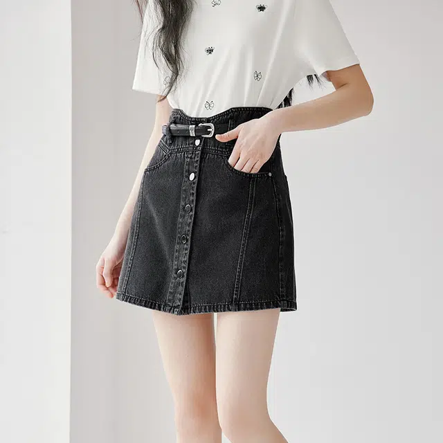 XIANGYING A
