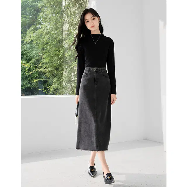 XIANGYING T