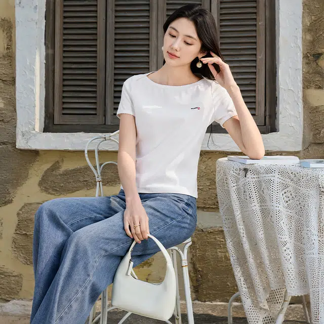 XIANGYING T