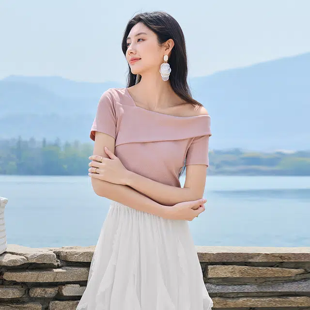 XIANGYING T