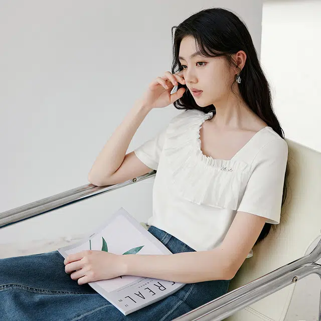 XIANGYING T