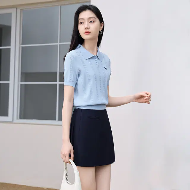 XIANGYING T