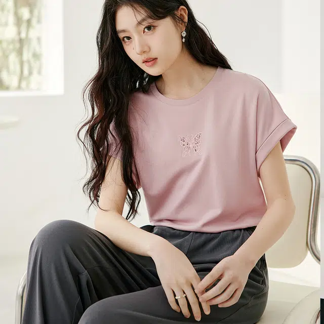 XIANGYING T
