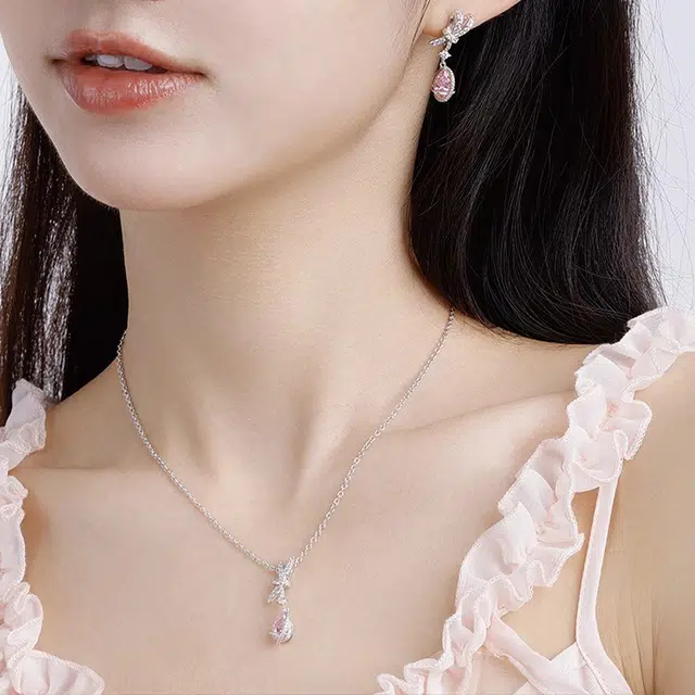 阡陌  水滴结锁骨链 轻奢精致日韩甜美风 气质优雅甜美可爱少女感 森系小众设计 女友闺蜜节日礼盒 锆石 项链 女款