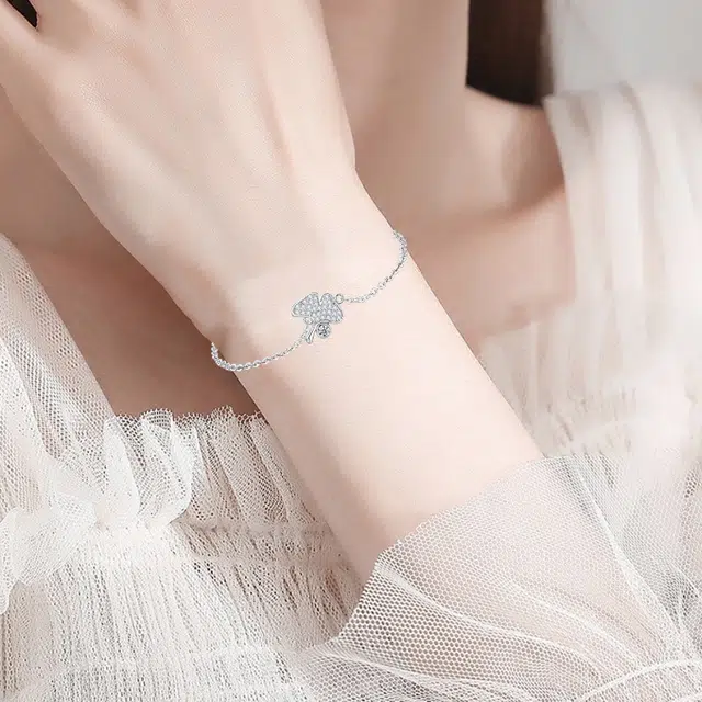 S925