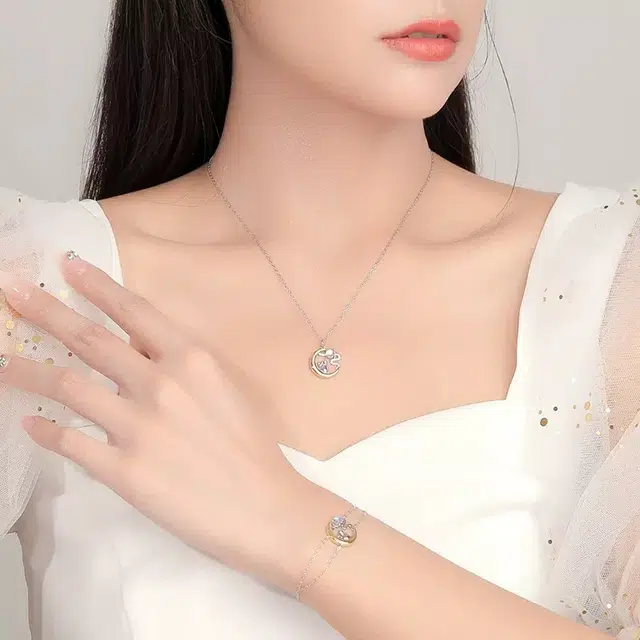 S925