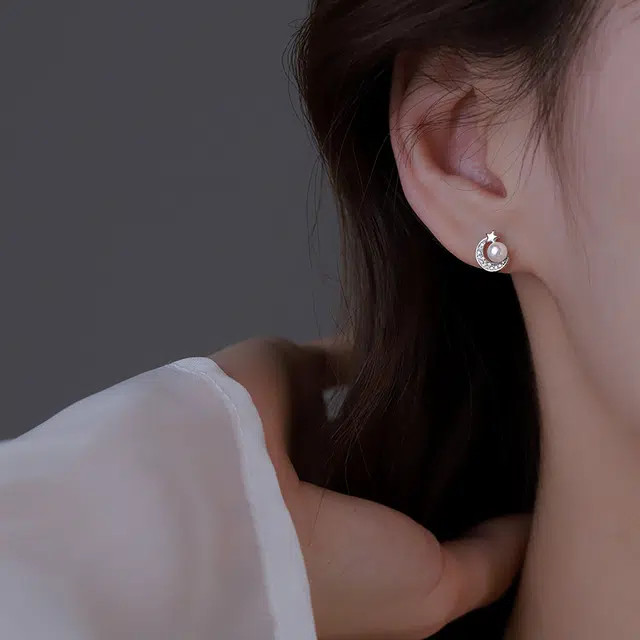 S925