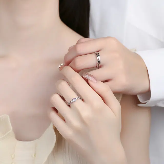 阡陌 绾青丝 优雅轻奢 小众甜美闪钻光芒 甜蜜示爱 合金 戒指 男女同款情侣款