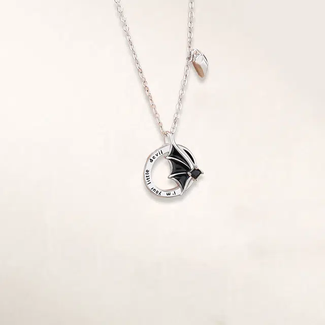 S925