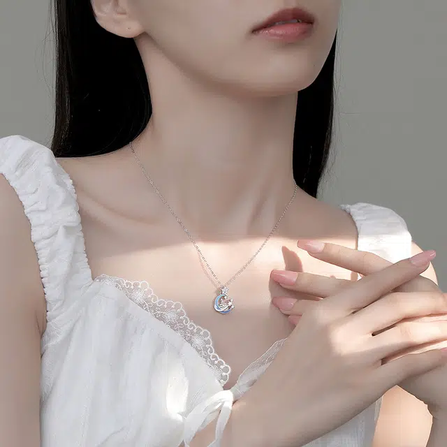S925