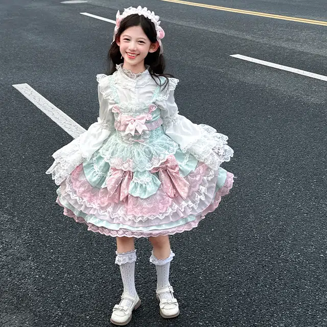 2025Lolita