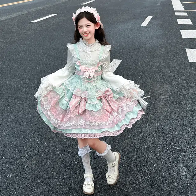 2025Lolita