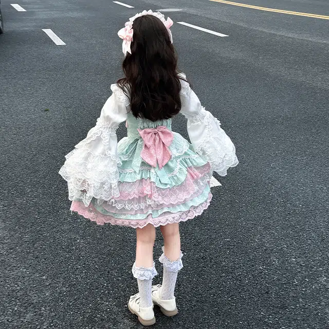 2025Lolita