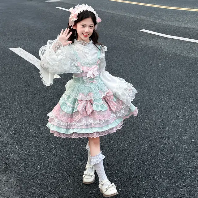 2025Lolita