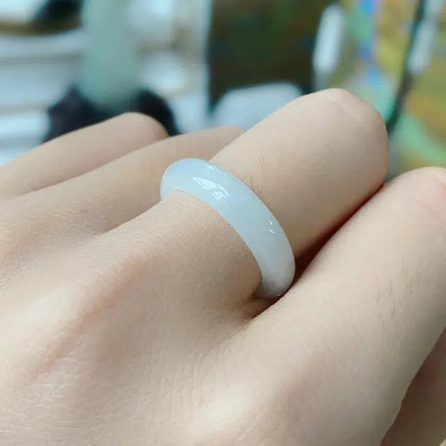 琳琯瑛新中式国风翡翠素圈指环豆种圆形闭环戒指男女同款扳指简约时尚