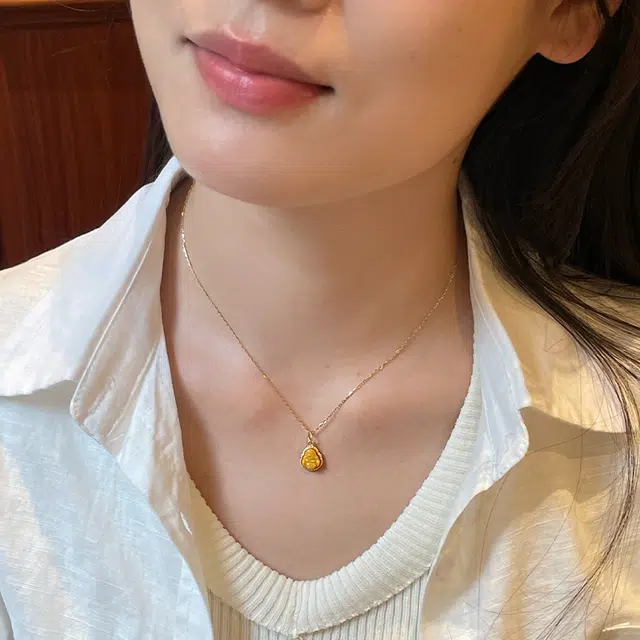 琳琯瑛 新中式国风小众设计 高级感轻奢气质佛公吊坠锁骨链 蜜蜡 项链 女款
