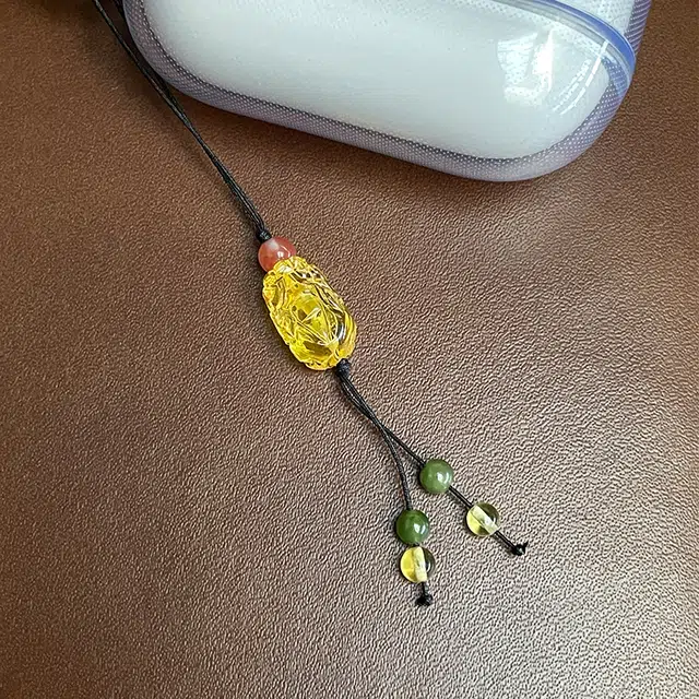 琳琯瑛 新中式国风小众设计高级感轻奢气质金珀招财貔貅钥匙扣背包饰品 琥珀 挂件 男女同款情侣款