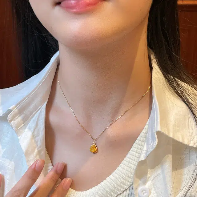琳琯瑛 新中式国风小众设计 高级感轻奢气质佛公吊坠锁骨链 蜜蜡 项链 女款