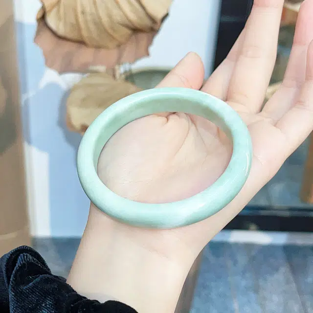 琳琯瑛 贵州翠玉浅绿飘花玉镯子 手镯 女款