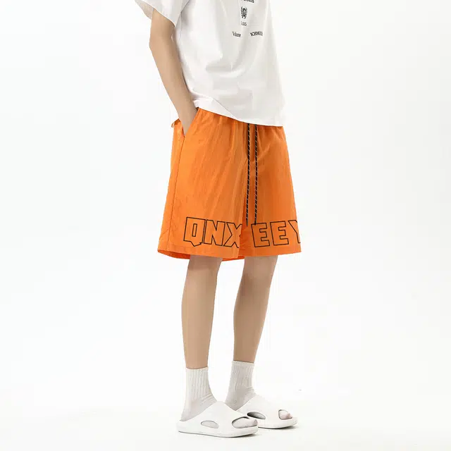 Qnxeey Logo