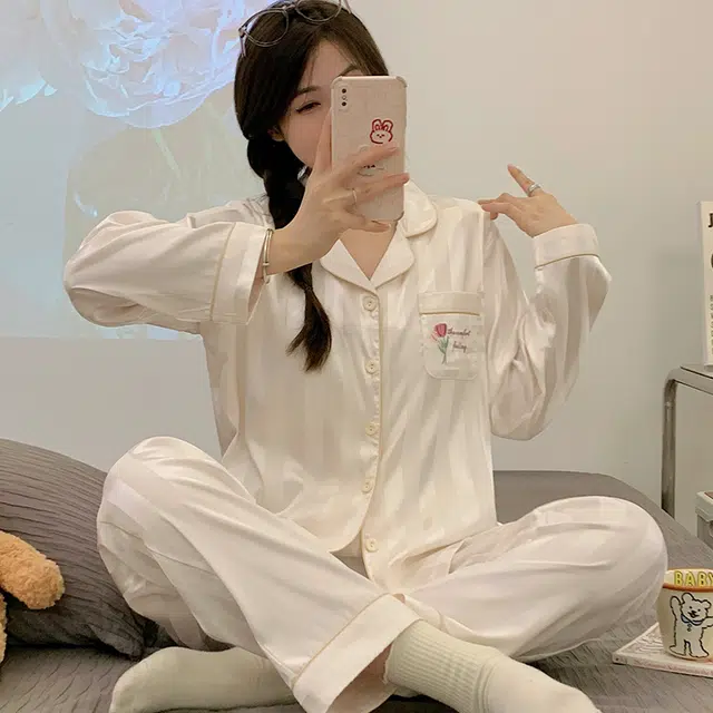 兰缪 花卉口袋带胸垫翻领上衣速干条纹凉感长裤睡衣套装 女款 杏色