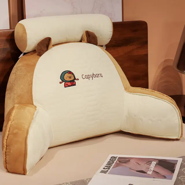 意屋语 卡皮巴拉乳胶动物卡通创意抱枕 陪伴治愈 玩偶周边
