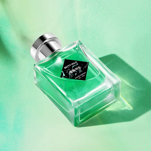 Betty Hula edp