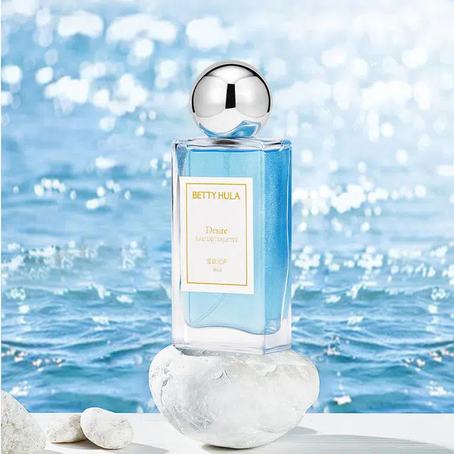 Betty Hula EDT