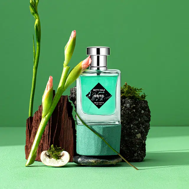 Betty Hula edp