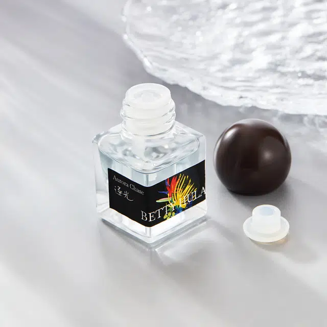 Betty Hula EDT