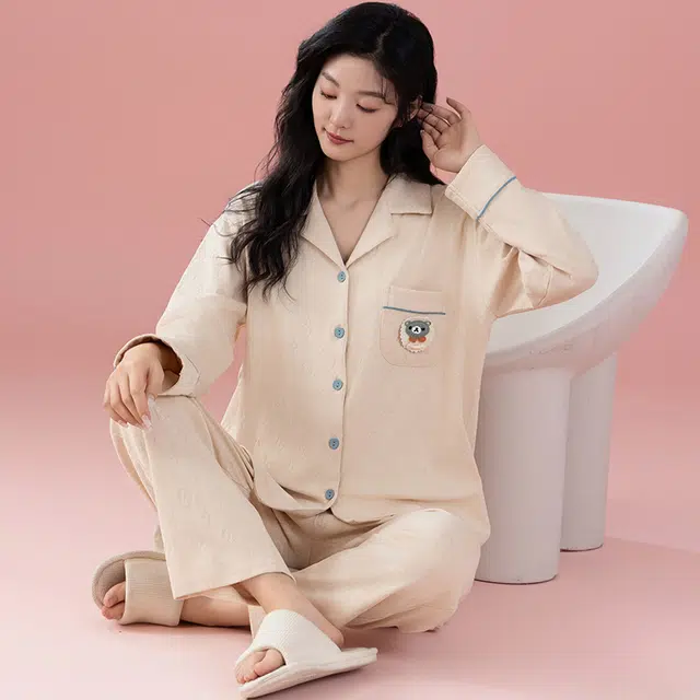 浮光岛屿 简约纯色可爱口袋翻领高级感长袖长裤家居服舒适亲肤透气可外穿宽松休闲睡衣套装 女款 礼盒装 米白色
