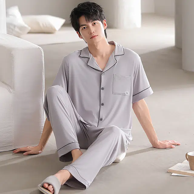 浮光岛屿 简约纯色柔软时尚高级感短袖长裤翻领家居服舒适亲肤透气可外穿睡衣套装 男款 礼盒装 浅灰色