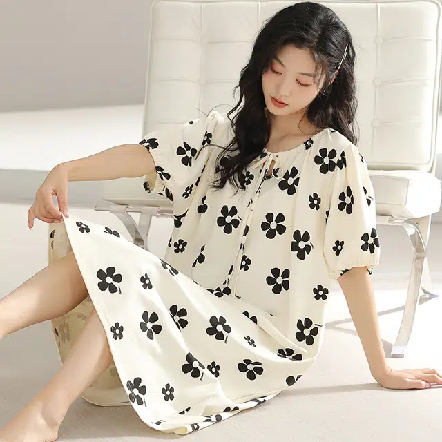 浮光岛屿 简约柔软高级感带胸垫短袖休闲舒适亲肤凉爽透气可外穿家居服睡裙 女款 礼盒装 杏色