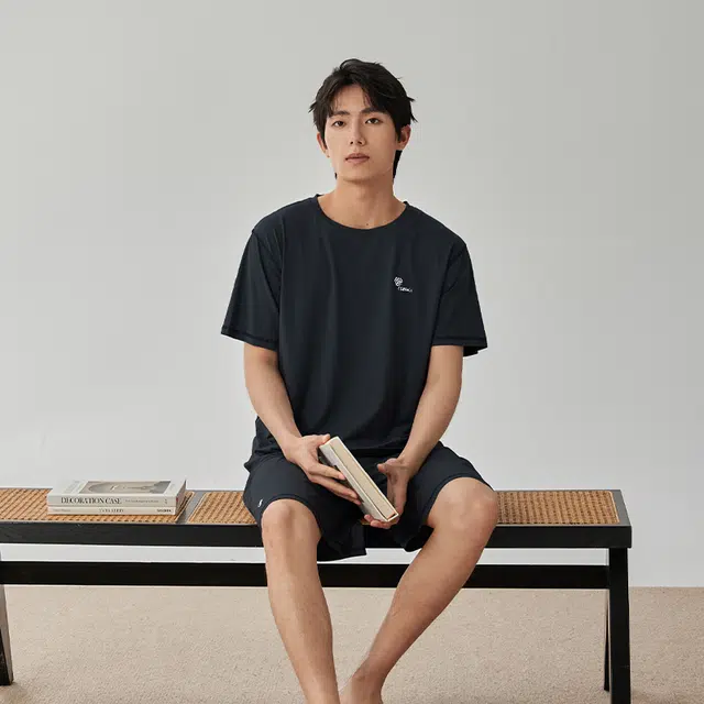 浮光岛屿 礼盒款简约系列 纯色莫代尔休闲凉感舒适可外穿短袖睡衣 家居服套装 男款 黑色