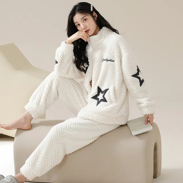 浮光岛屿 珊瑚绒睡衣女秋冬款加厚保暖法兰绒时尚嘻哈星星休闲宽松可外穿家居服 家居套装 女款 米白色
