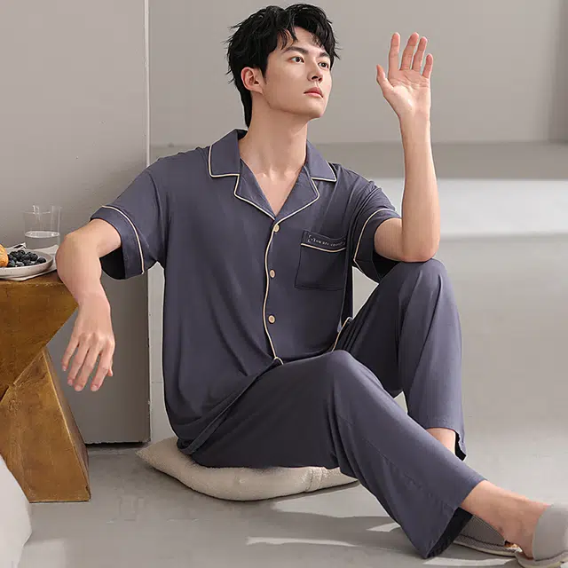 浮光岛屿 简约纯色柔软时尚高级感短袖长裤翻领家居服舒适亲肤透气可外穿睡衣套装 男款 礼盒装 藏青色