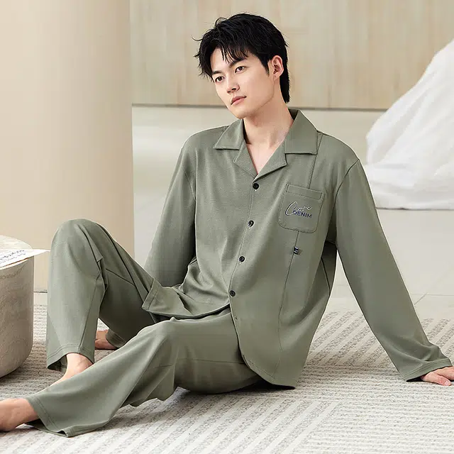 浮光岛屿 简约纯色时尚翻领高级感长袖长裤家居服舒适亲肤凉感休闲可外穿睡衣套装 男款 礼盒装 浅绿色