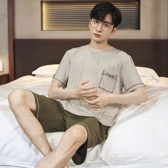 浮光岛屿 简约纯色高级感柔软亲肤圆领短袖睡衣礼盒 男款 米白色