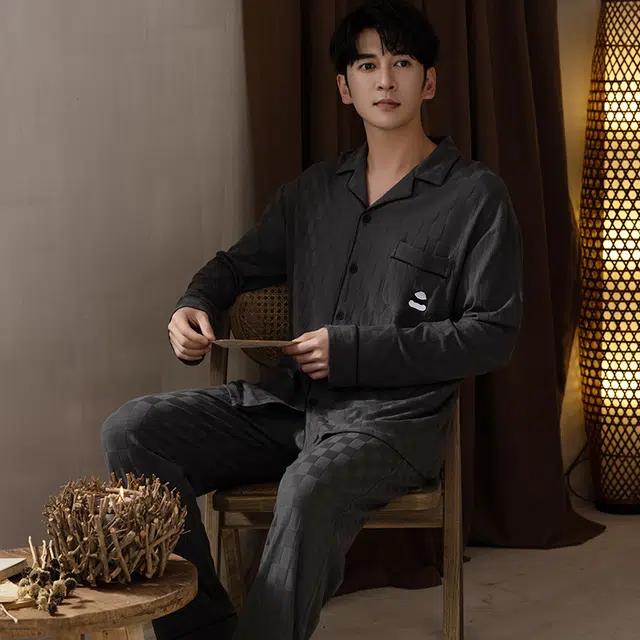 浮光岛屿 简约精致超柔软提花翻领高级感长袖长裤家居服舒适亲肤透气可外穿宽松休闲睡衣套装 男款 礼盒款 深灰色