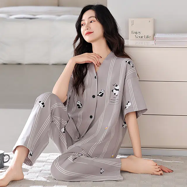浮光岛屿 简约熊猫图案带胸垫高级感短袖长裤凉感休闲舒适亲肤可外穿睡衣套装 女款 礼盒装 灰色