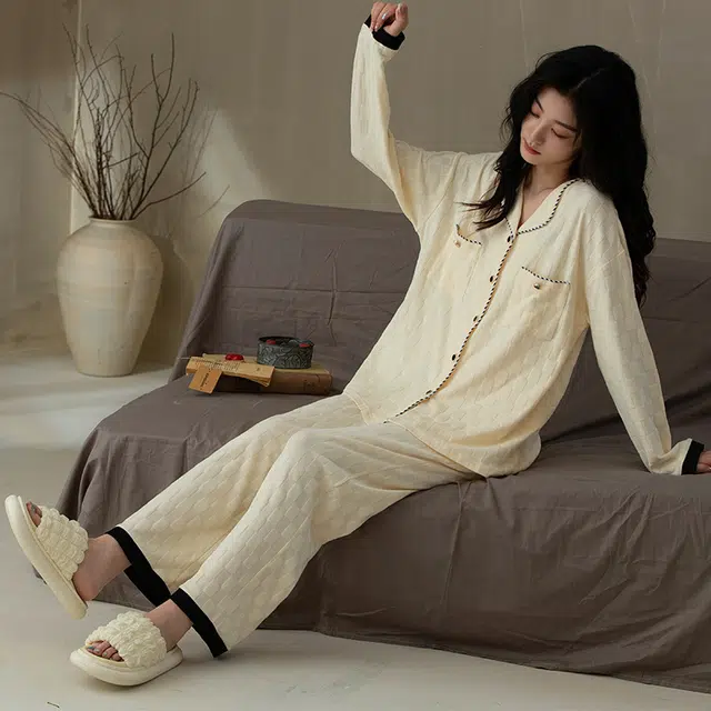 浮光岛屿 简约纯色甜美可爱高级感长袖长裤家居服舒适亲肤透气可外穿宽松休闲睡衣套装 女款 礼盒装 杏色