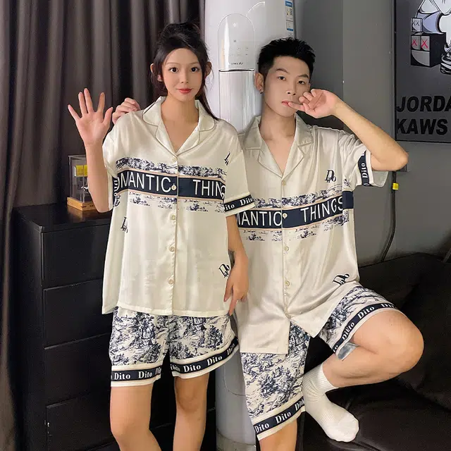 浮光岛屿 简约柔软冰丝凉感高级感短袖短裤家居服舒适亲肤透气可外穿宽松休闲睡衣套装 男女同款