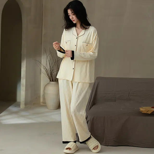 浮光岛屿 简约纯色甜美可爱高级感长袖长裤家居服舒适亲肤透气可外穿宽松休闲睡衣套装 女款 礼盒装 杏色