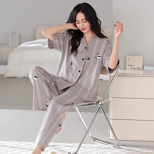 浮光岛屿 简约熊猫图案带胸垫高级感短袖长裤凉感休闲舒适亲肤可外穿睡衣套装 女款 礼盒装 灰色