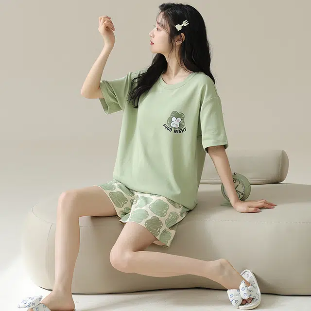 浮光岛屿 简约时尚可爱带胸垫圆领高级感短袖家居服凉感休闲舒适亲肤可外穿睡衣套装 女款 礼盒装 浅绿色